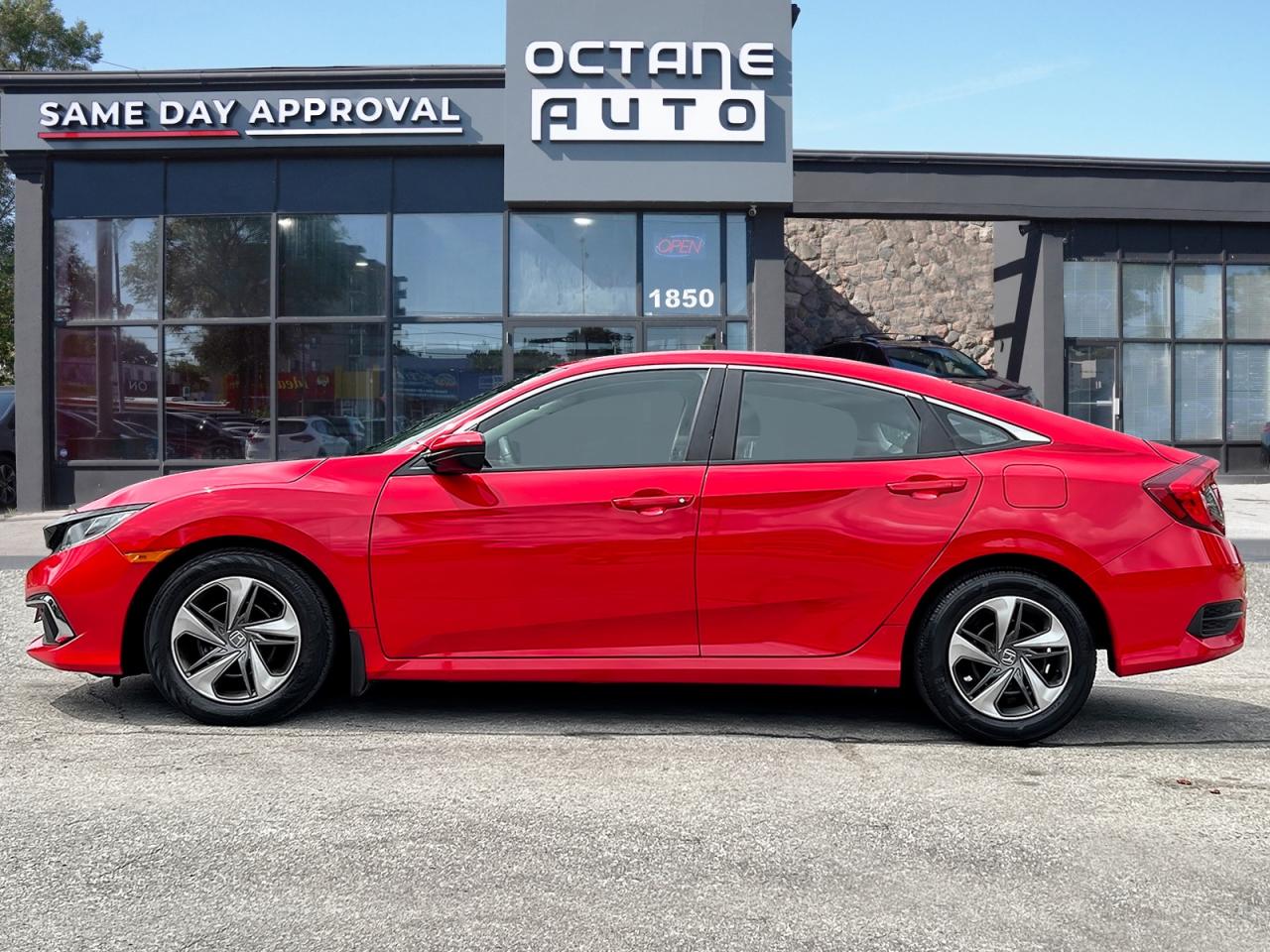 2019 Honda Civic LX Sedan CVT Photo2