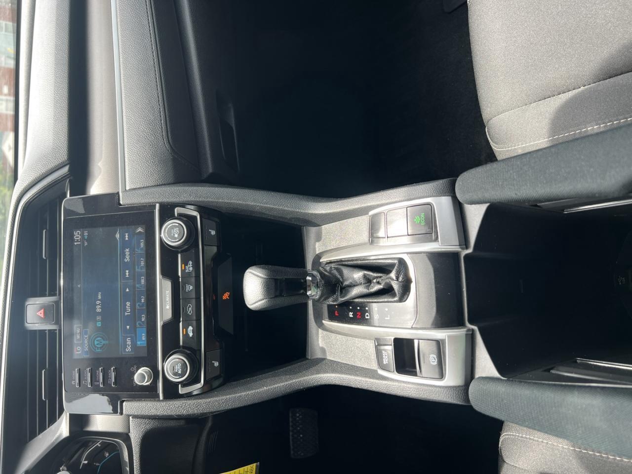 2019 Honda Civic Sedan LX CVT Photo