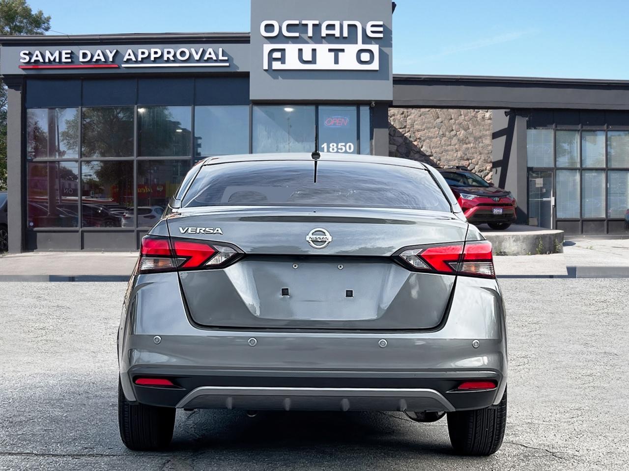 2021 Nissan Versa S CVT - Photo #5