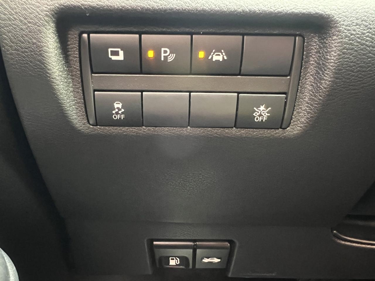 2021 Nissan Versa S CVT - Photo #21