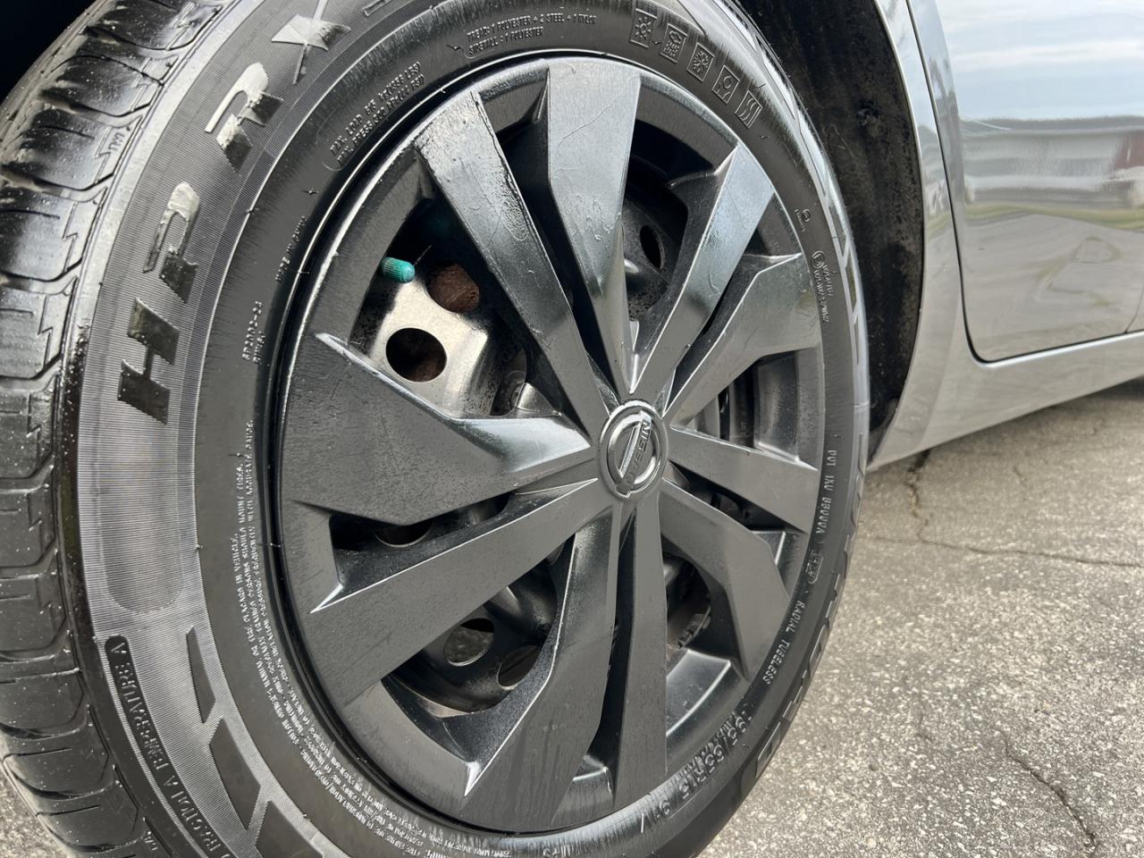 2021 Nissan Versa S CVT - Photo #23