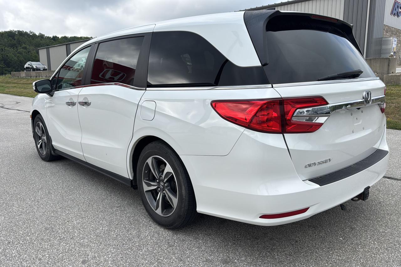 2020 Honda Odyssey EX Photo2