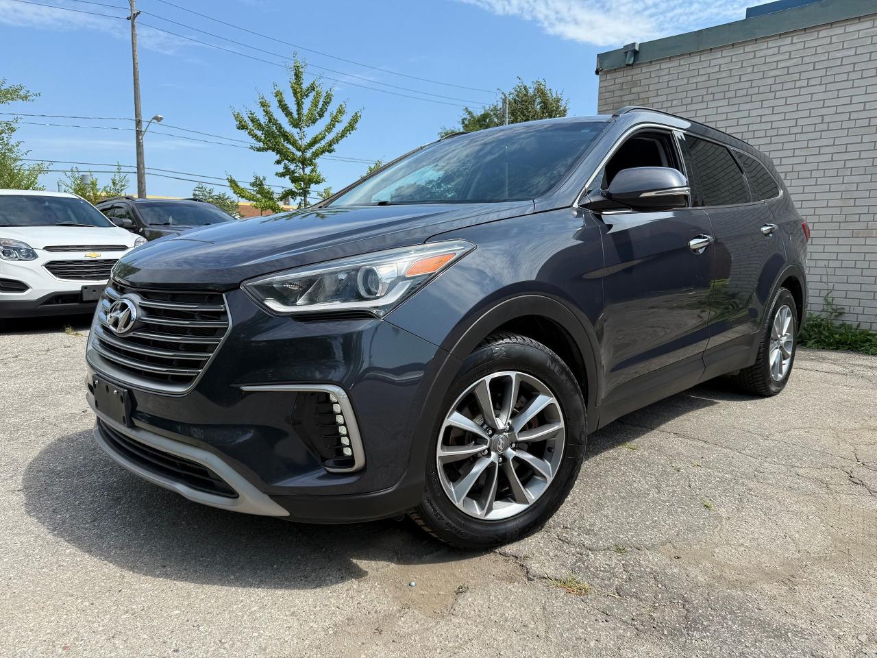 2017 Hyundai Santa Fe XL AWD Premium *SAFETY INCL*7 PASS*FINANCING AVAIL* - Photo #2