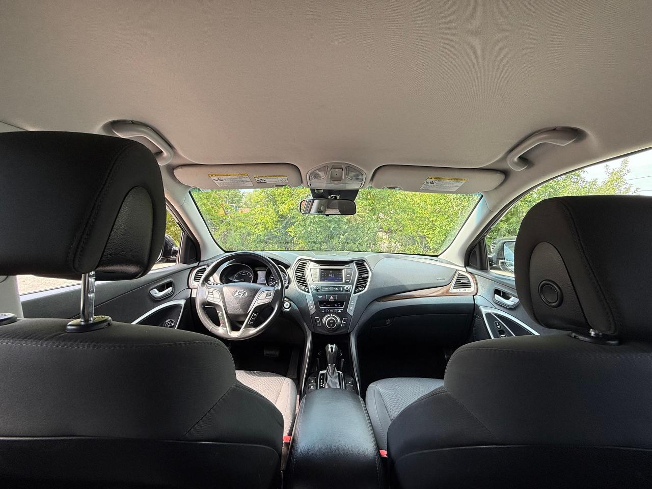 2017 Hyundai Santa Fe XL AWD Premium *SAFETY INCL*7 PASS*FINANCING AVAIL* - Photo #14