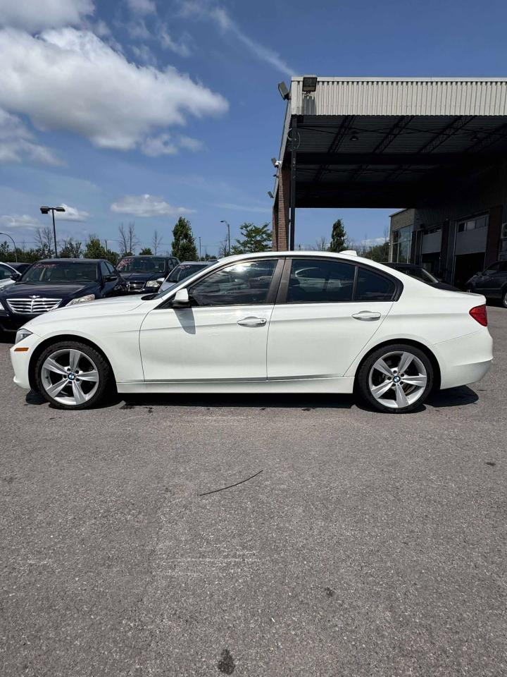 2013 BMW 3 Series 328i xDrive - Photo #4