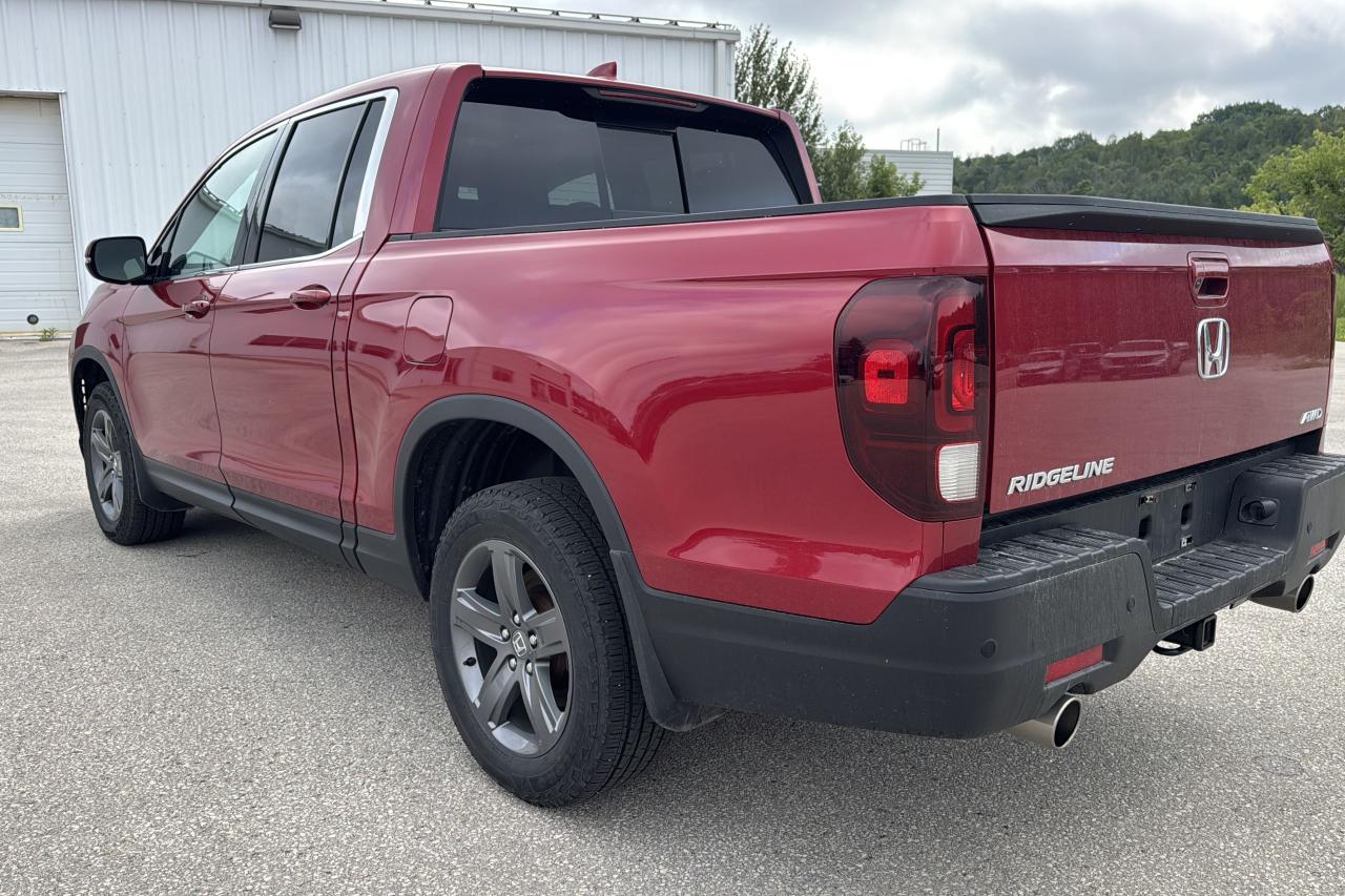 2022 Honda Ridgeline TOURING Photo2