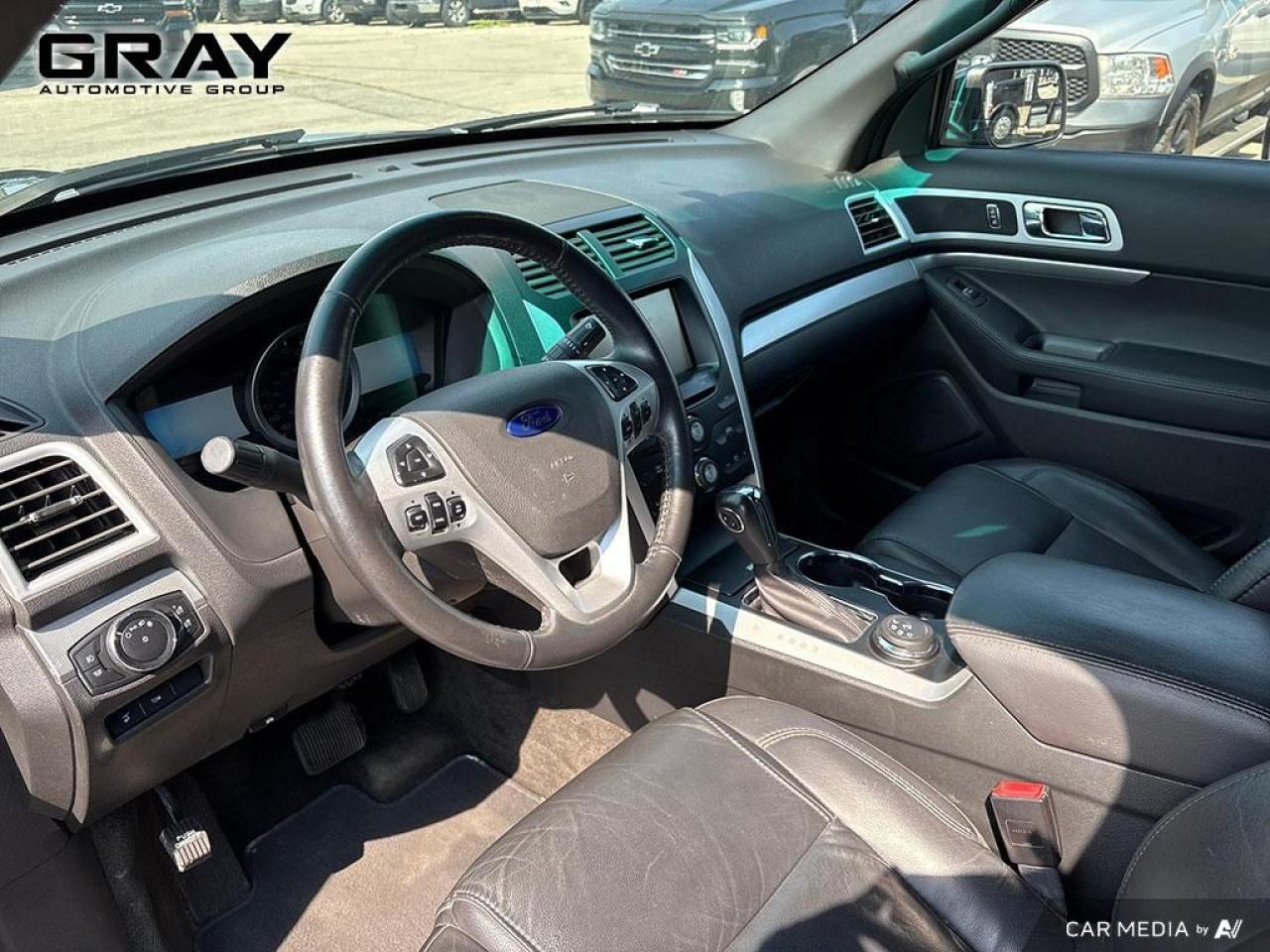2015 Ford Explorer XLT/LEATHER/4WD/NO ACCIDENTS - Photo #9