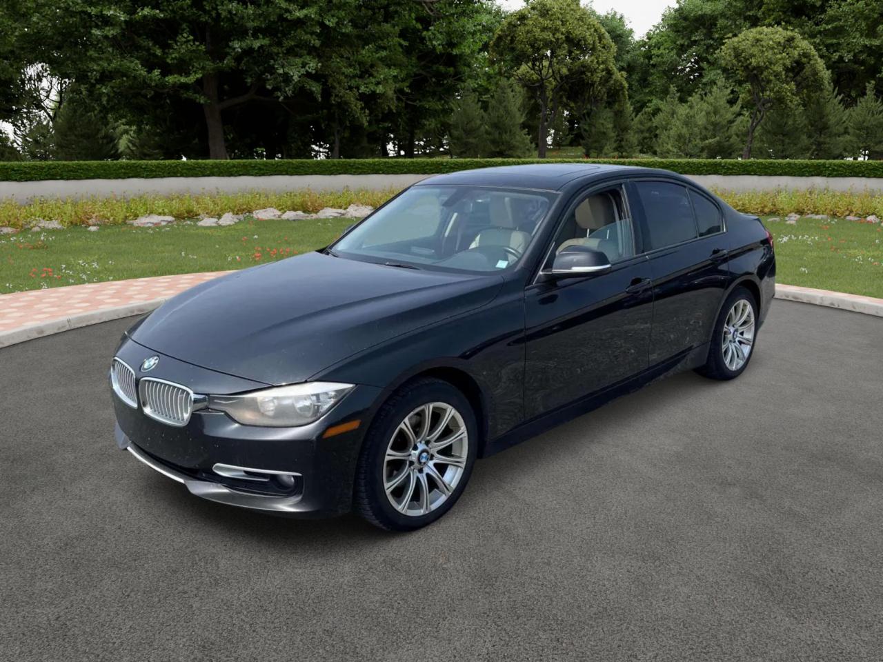 2013 BMW 3 Series 320i xDrive - Photo #1