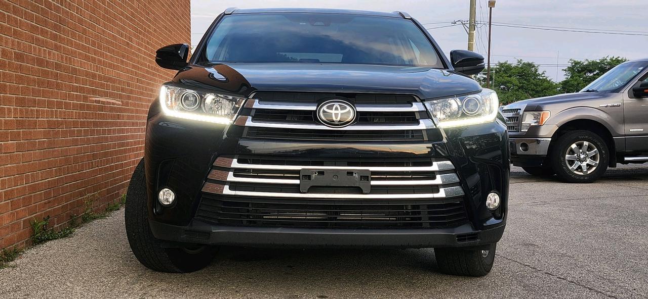 2019 Toyota Highlander AWD XLE Photo
