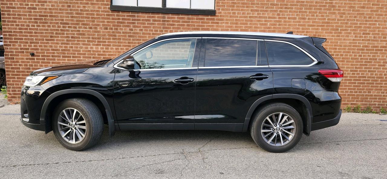2019 Toyota Highlander AWD XLE Photo