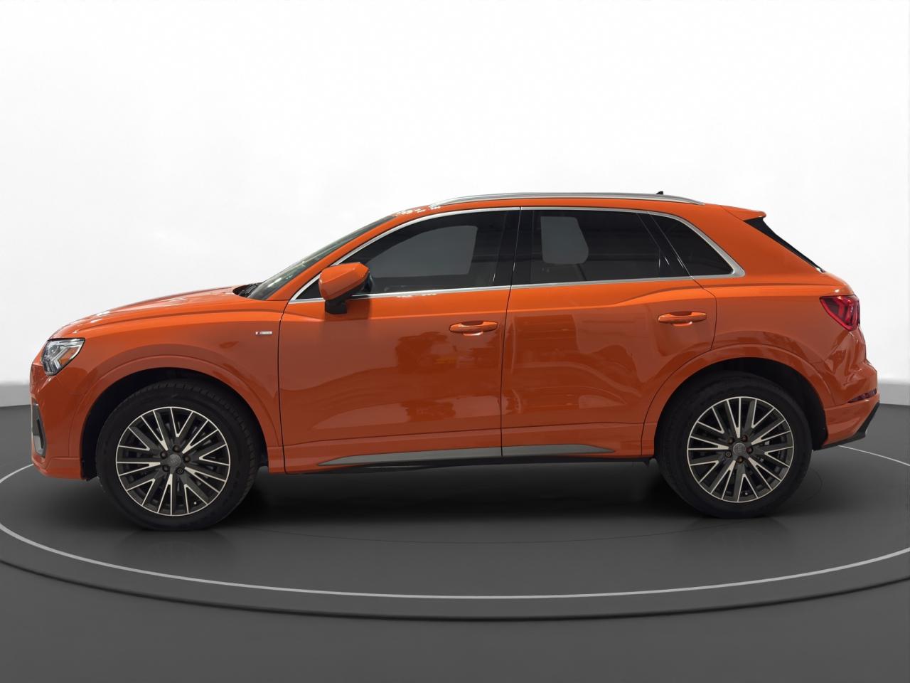 2019 Audi Q3 TECHNIK | S LINE Photo2