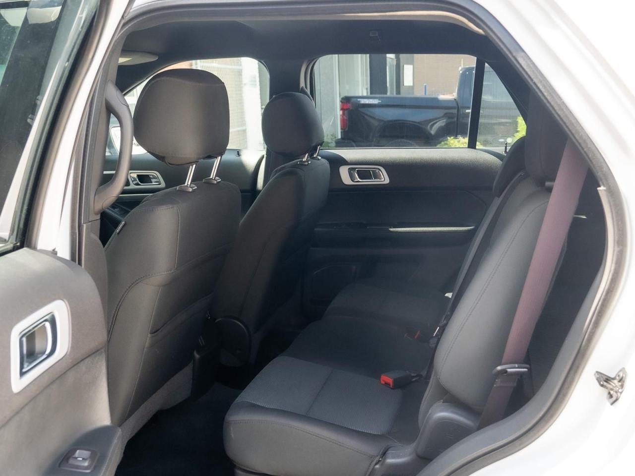 2015 Ford Explorer XLT - Photo #10