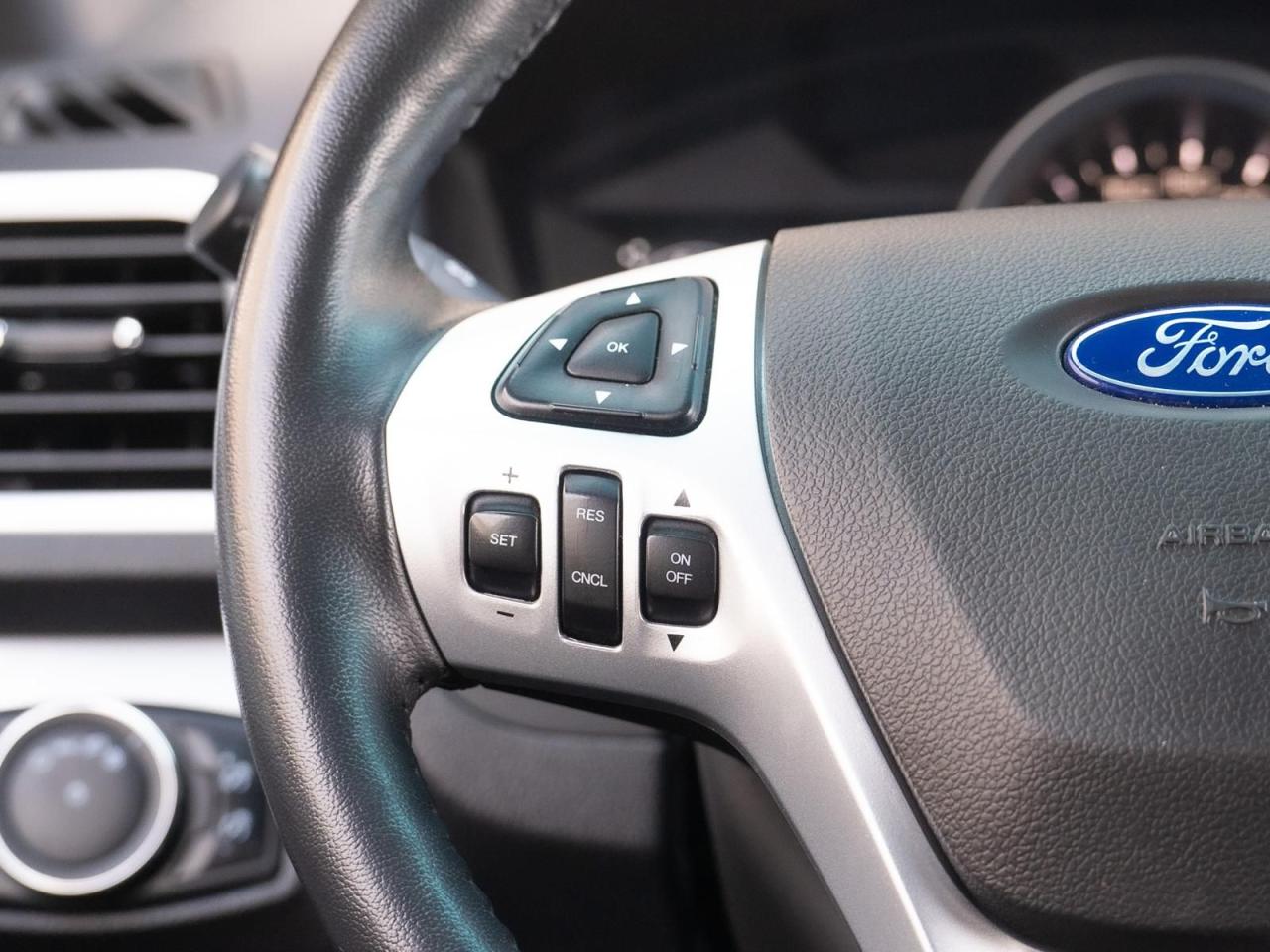 2015 Ford Explorer XLT - Photo #14