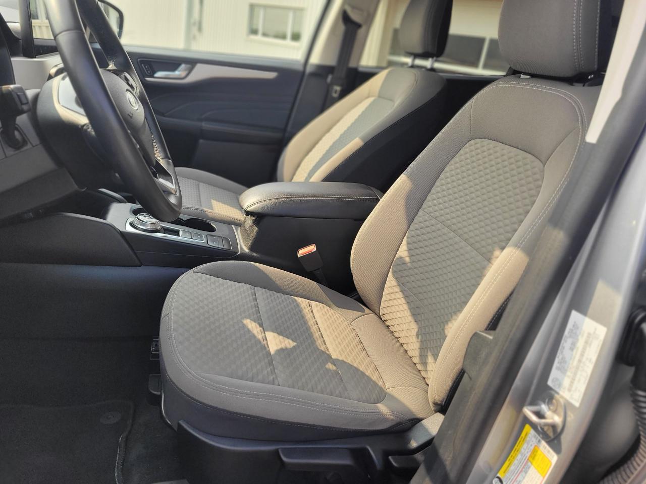 2021 Ford Escape SE AWD W/NEW TIRES Photo5