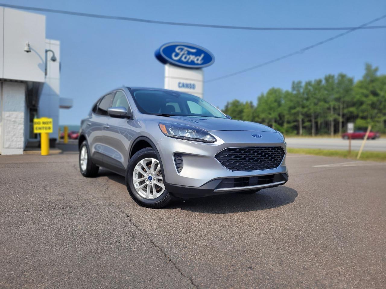 2021 Ford Escape SE AWD W/NEW TIRES Photo0