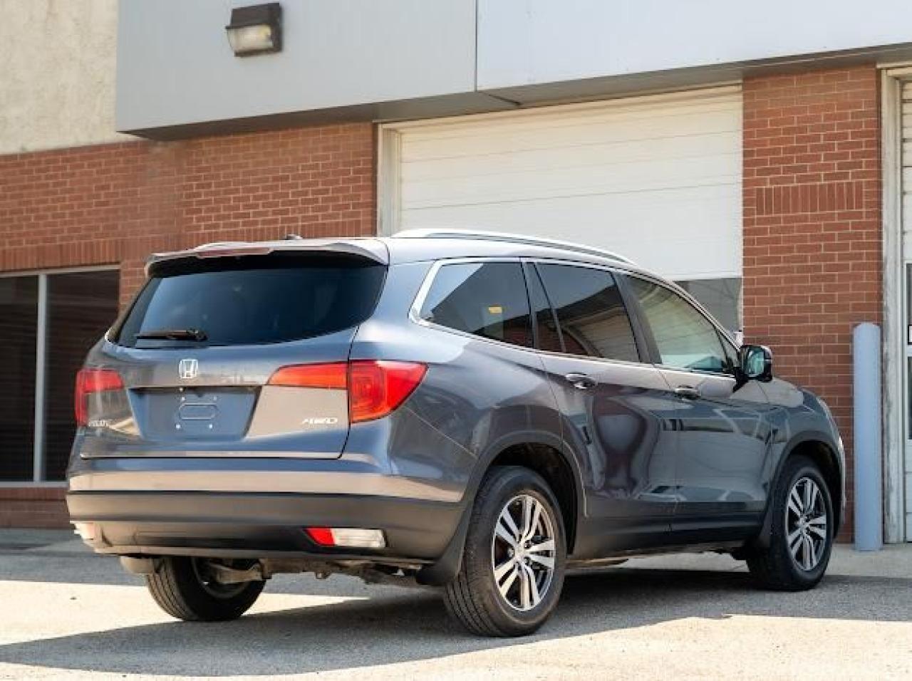 2016 Honda Pilot EX-L - Photo #4