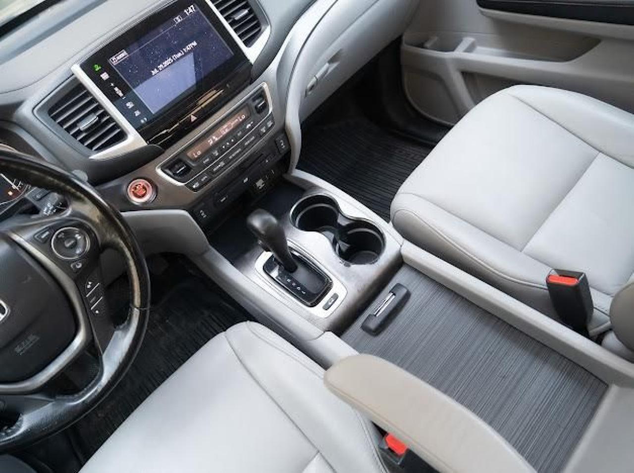 2016 Honda Pilot EX-L - Photo #17