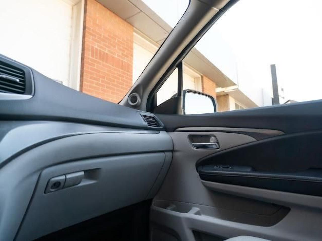 2016 Honda Pilot EX-L - Photo #19
