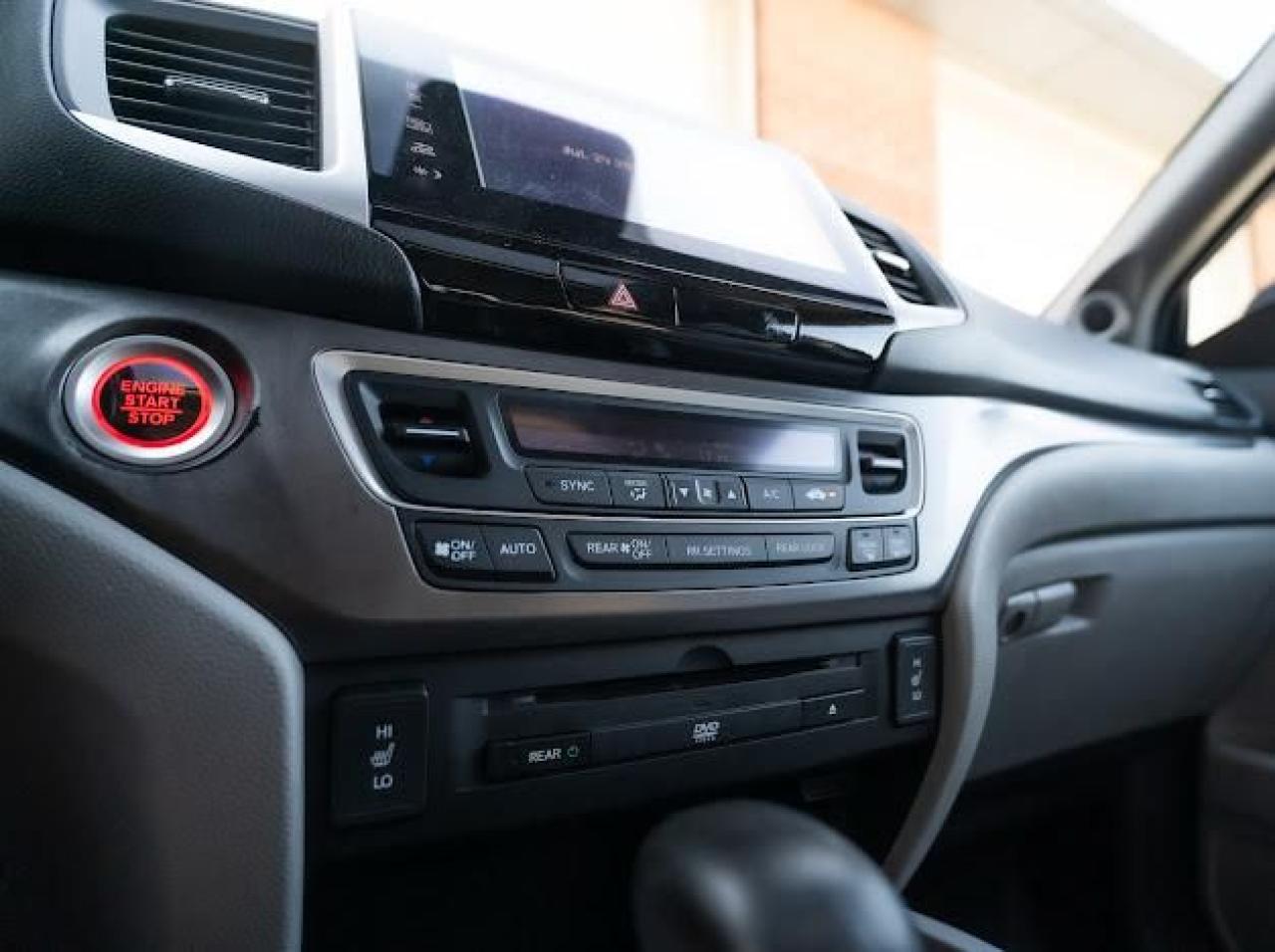 2016 Honda Pilot EX-L - Photo #25