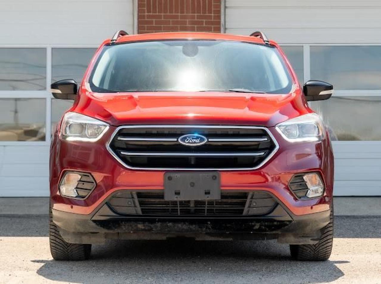 2019 Ford Escape Titanium - Photo #3