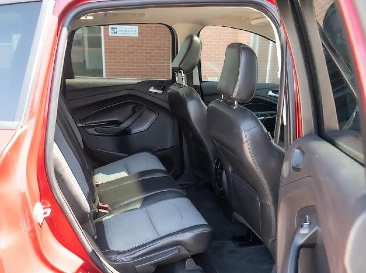 2019 Ford Escape Titanium - Photo #11