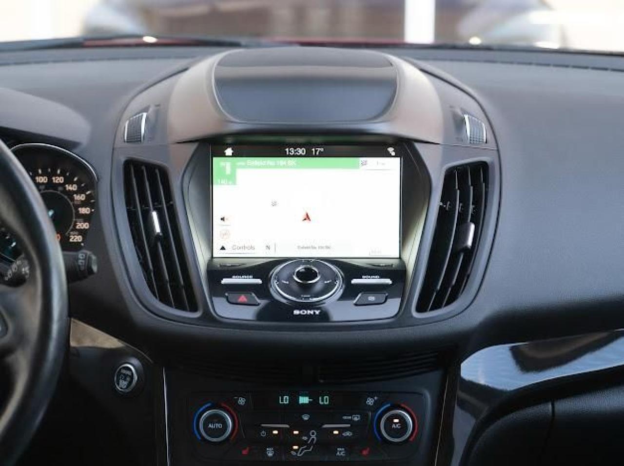 2019 Ford Escape Titanium - Photo #21