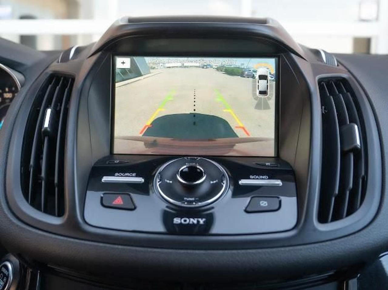 2019 Ford Escape Titanium - Photo #25