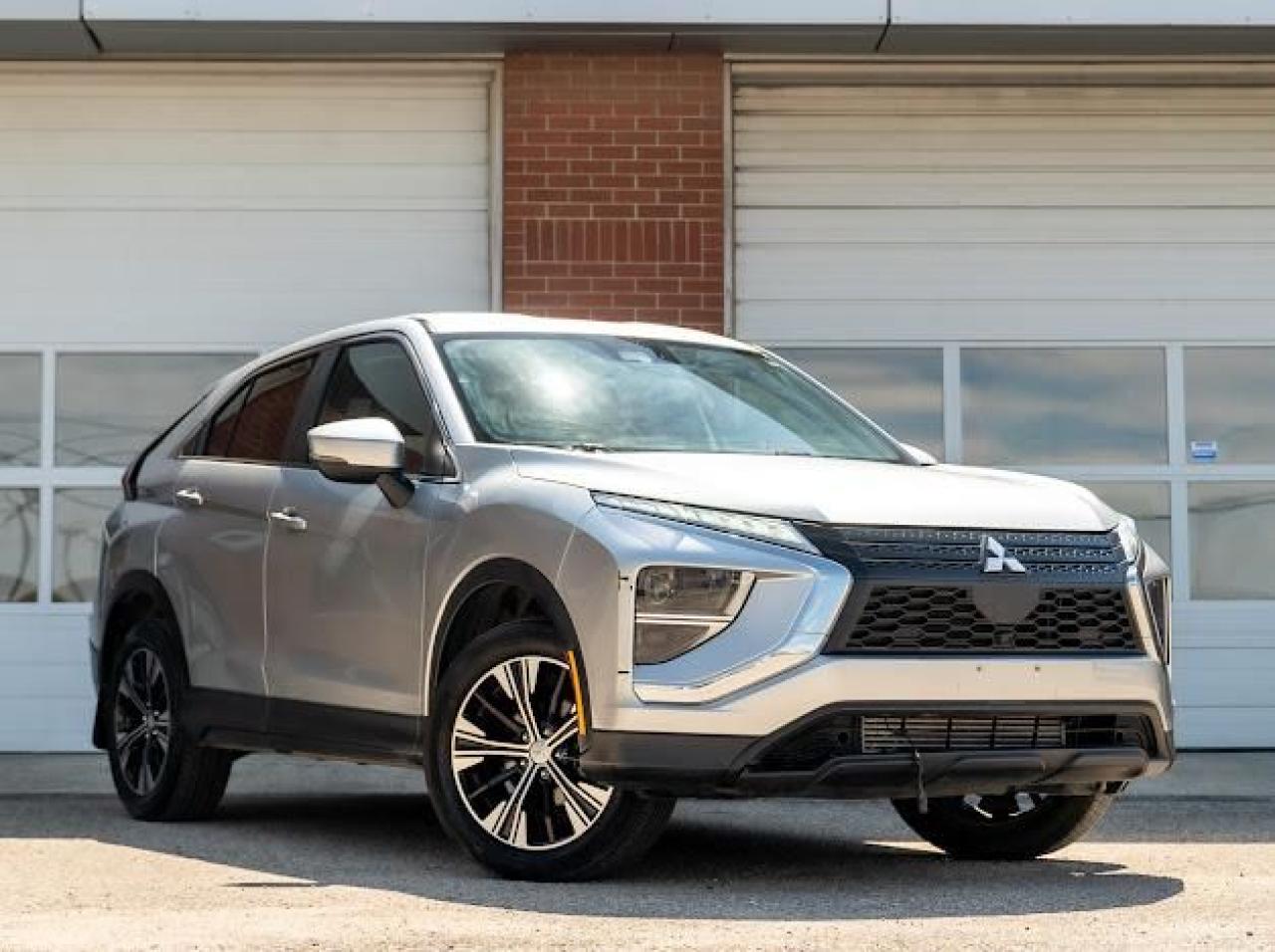 2022 Mitsubishi Eclipse Cross ES - Photo #2