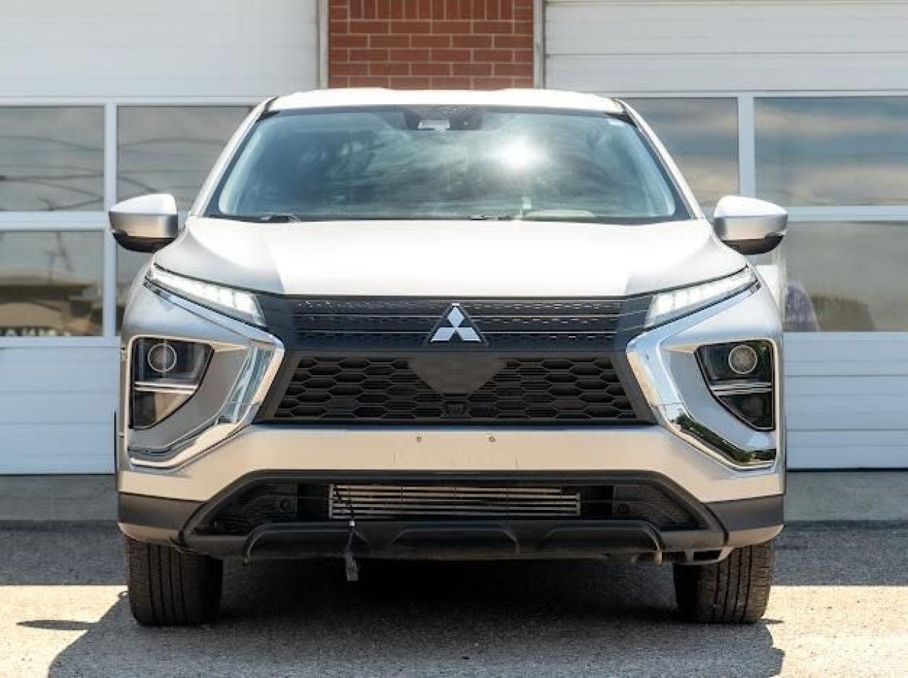 2022 Mitsubishi Eclipse Cross ES - Photo #3