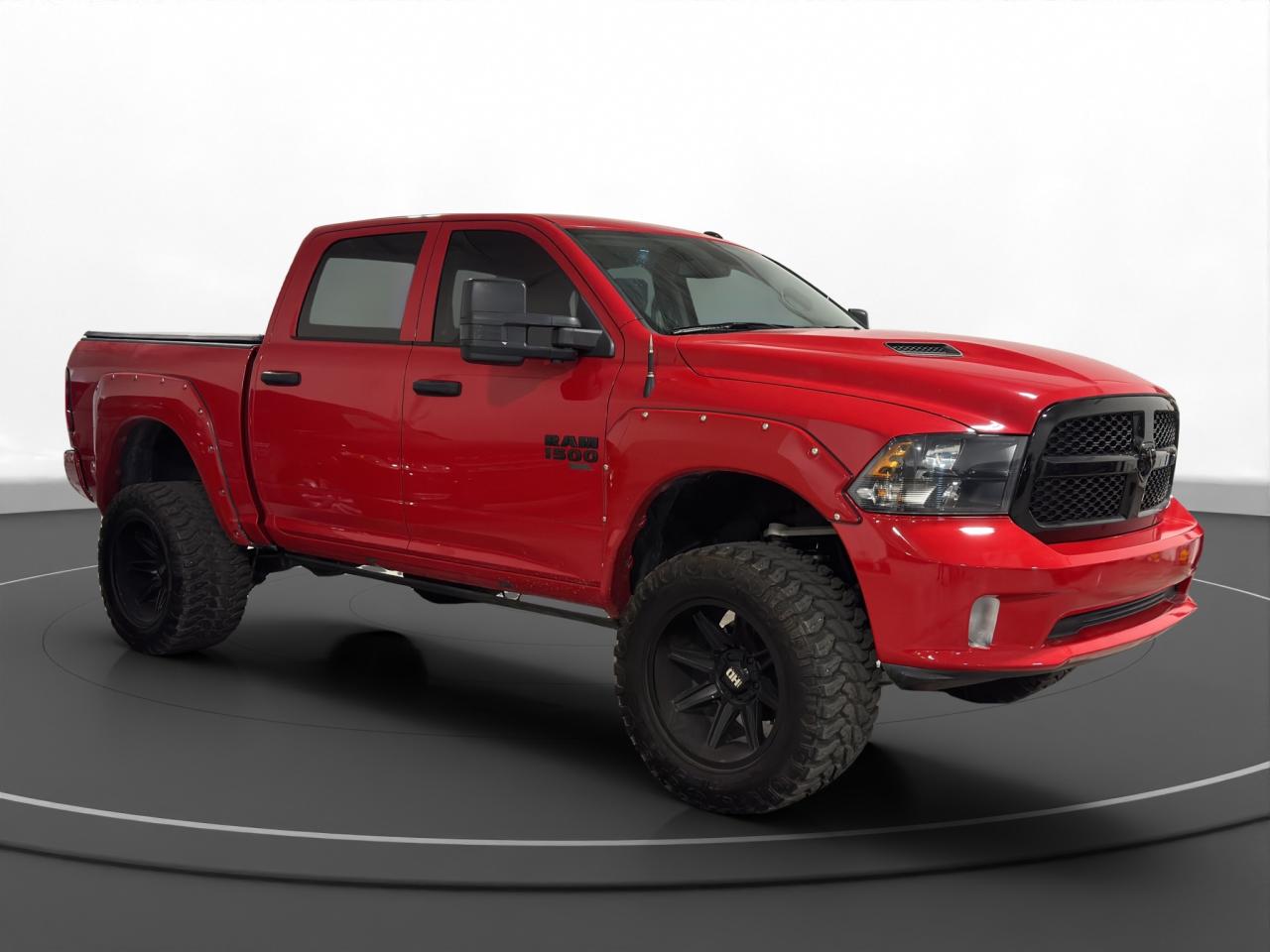 2022 RAM 1500 Classic  - Photo #2