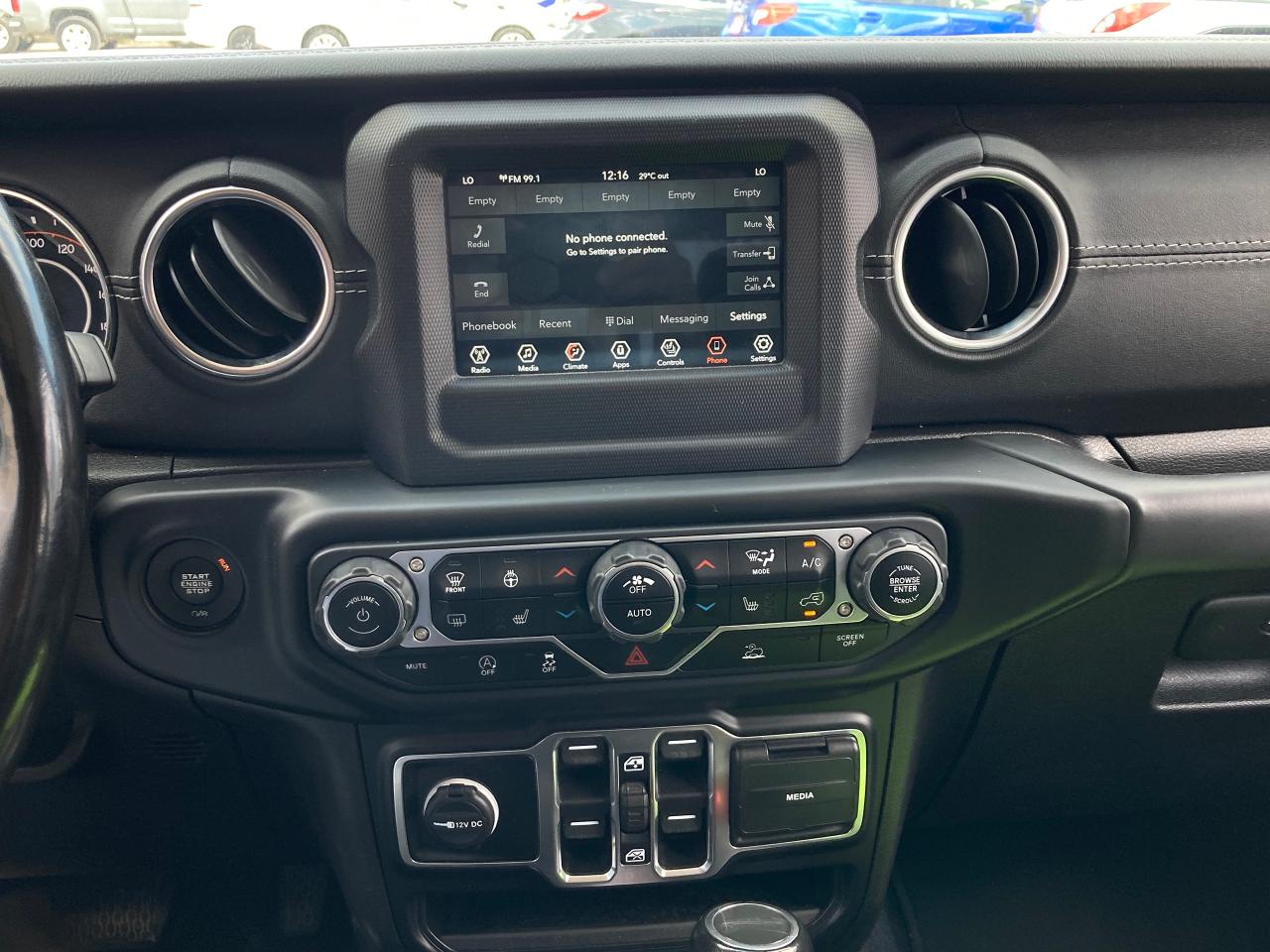 2020 Jeep Gladiator Overland - Photo #15