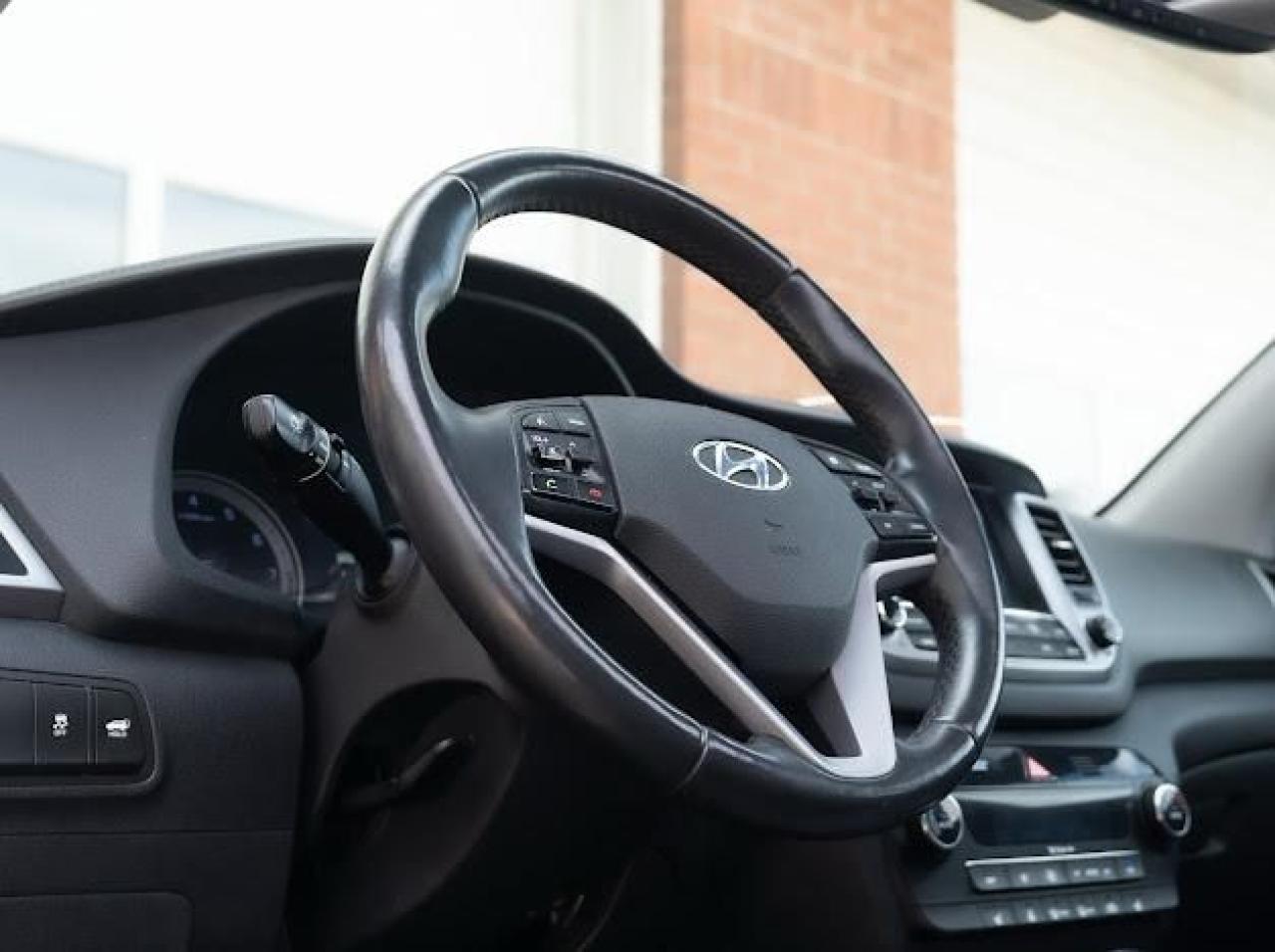 2017 Hyundai Tucson Limited - Photo #18