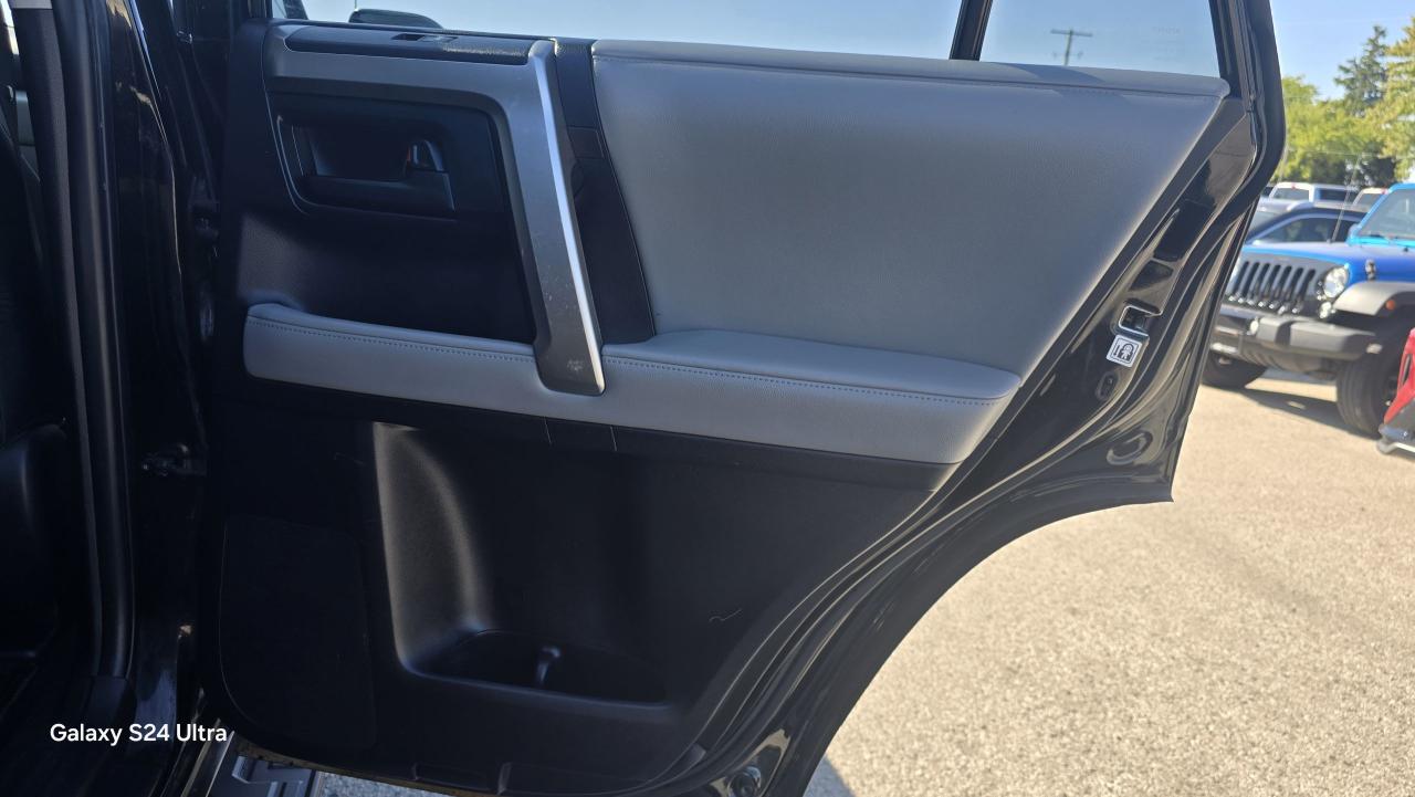 2013 Toyota 4Runner SR5 - Photo #16