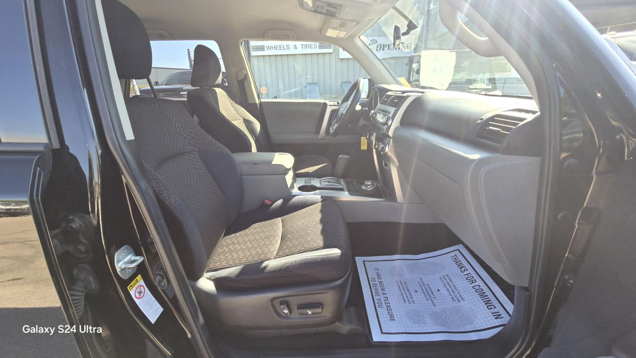 2013 Toyota 4Runner SR5 - Photo #14