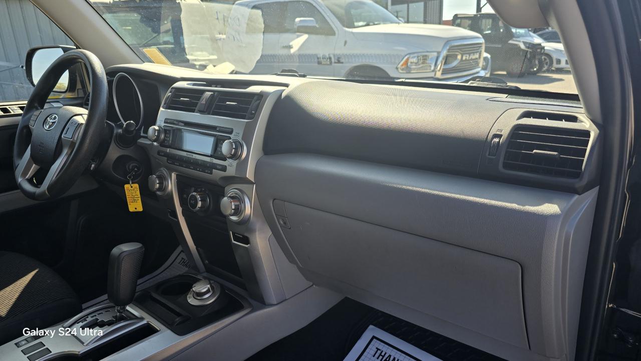 2013 Toyota 4Runner SR5 - Photo #11