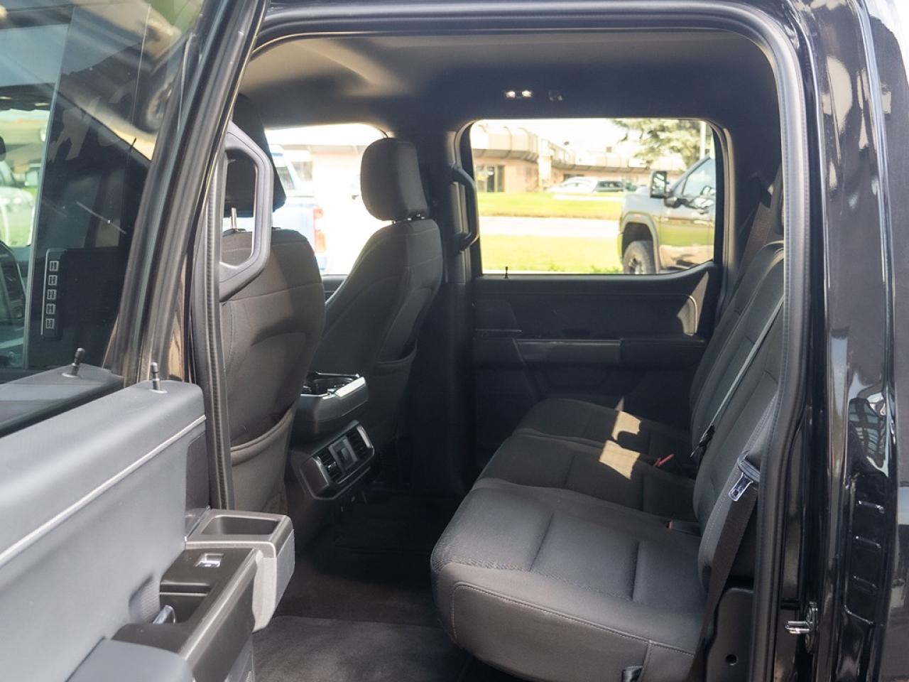 2023 Ford F-150 XLT 4WD SuperCrew 5.5' Box 3.5L Photo40