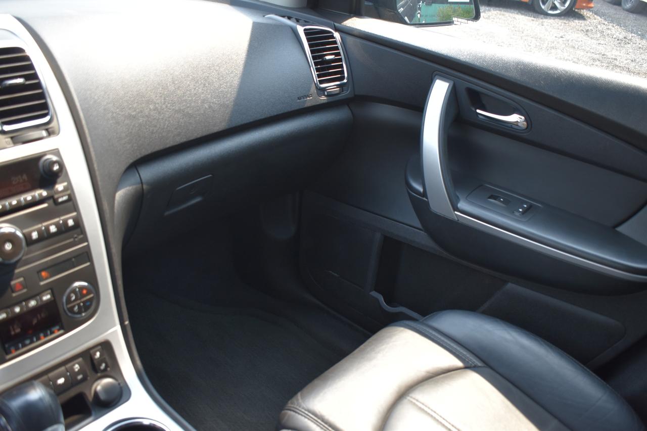 2011 GMC Acadia SLT1 - Photo #14