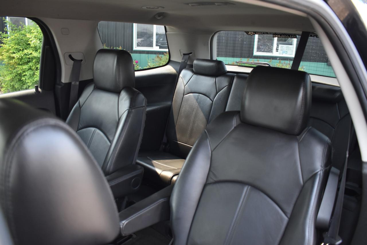 2011 GMC Acadia SLT1 - Photo #17
