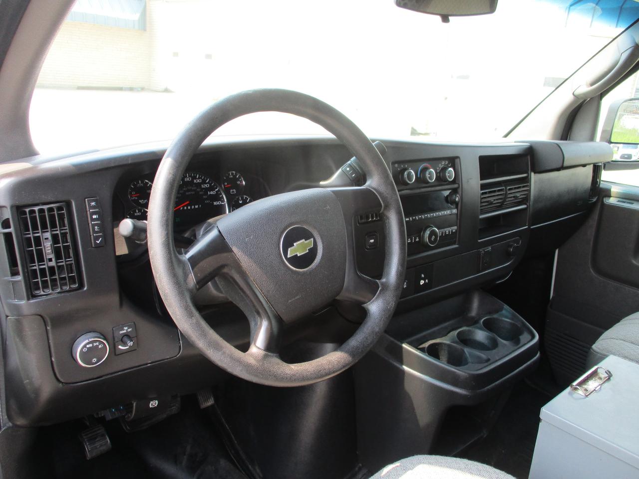 2015 Chevrolet Express Cargo Van  - Photo #8
