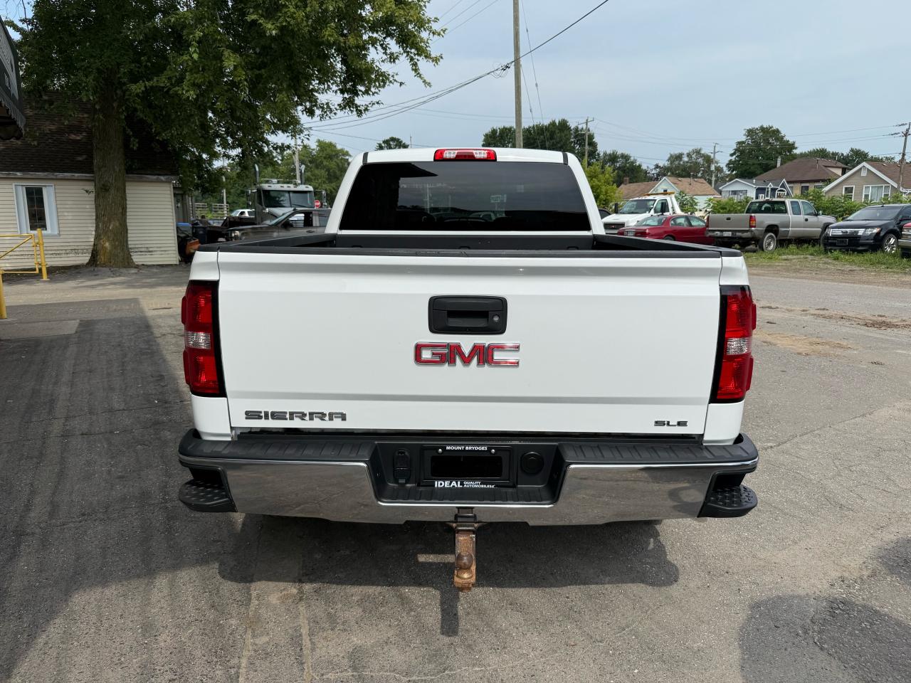 2018 GMC Sierra 1500 SLE - Photo #9