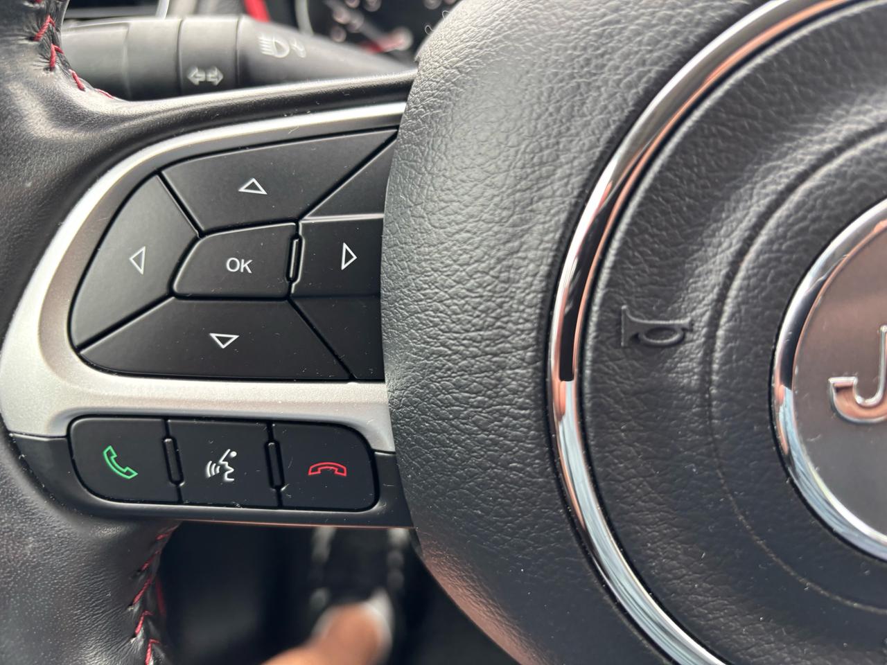 2019 Jeep Compass Trailhawk ** 4WD, NAV, HTD SEAT ** Photo