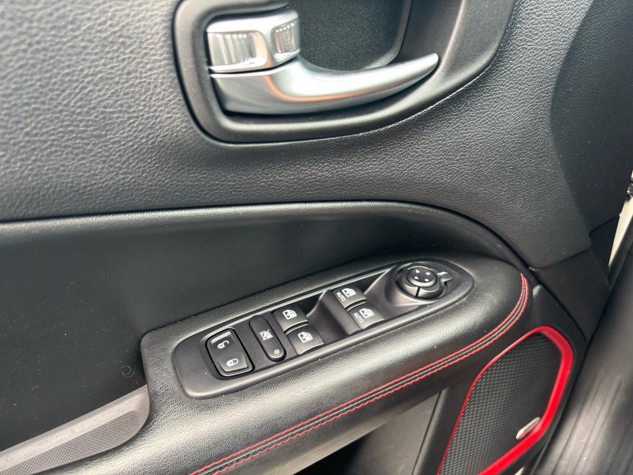 2019 Jeep Compass Trailhawk ** 4WD, NAV, HTD SEAT ** Photo
