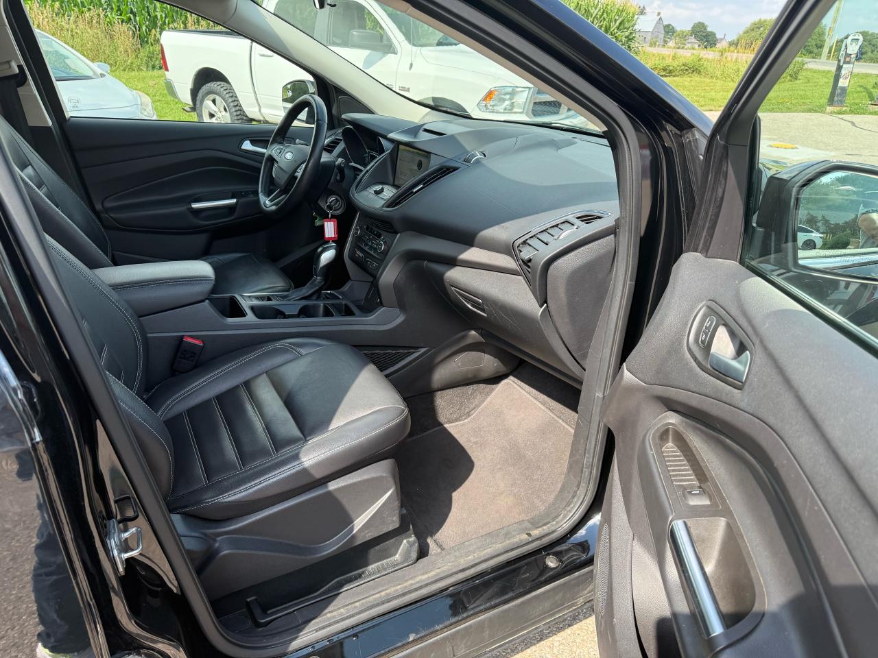 2018 Ford Escape SEL 2.0L 4x4 - Photo #3