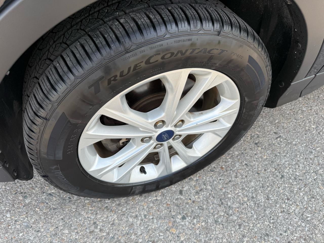 2018 Ford Escape SEL 2.0L 4x4 - Photo #4