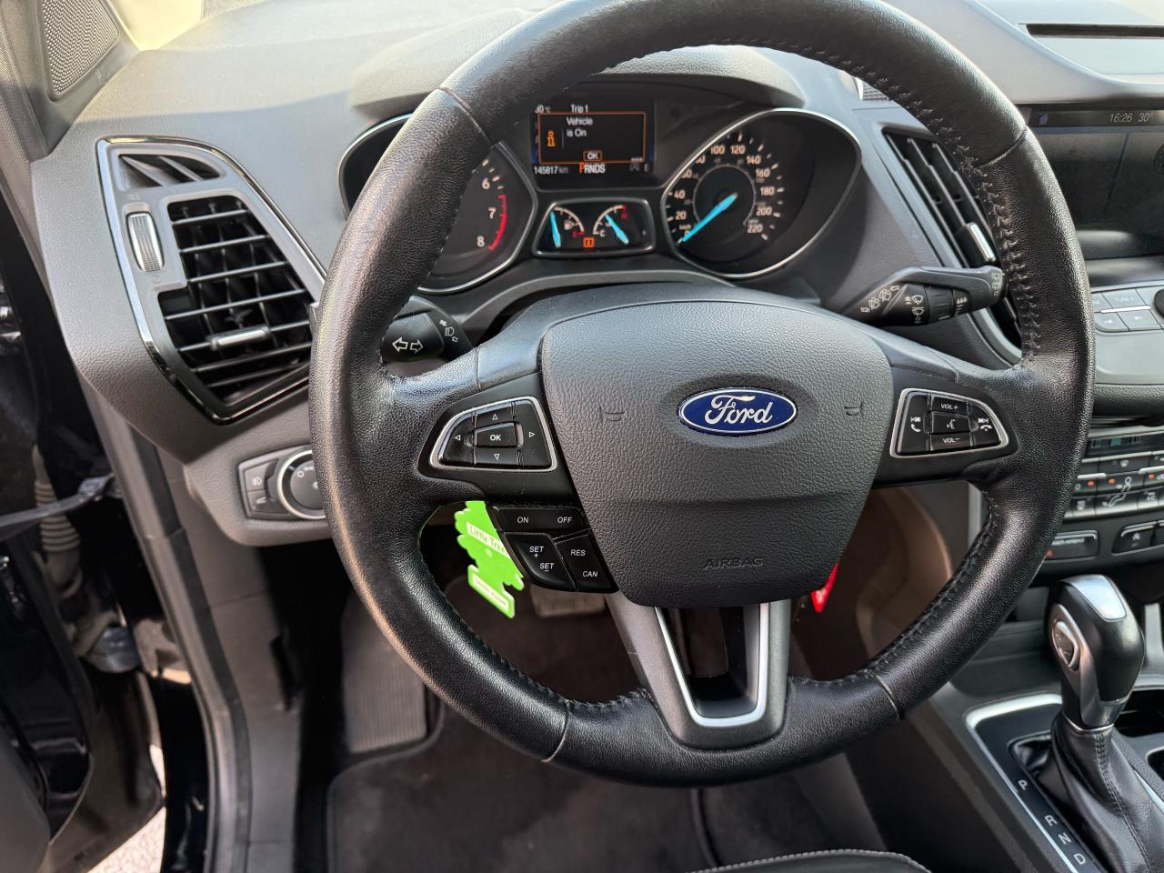 2018 Ford Escape SEL 2.0L 4x4 - Photo #12