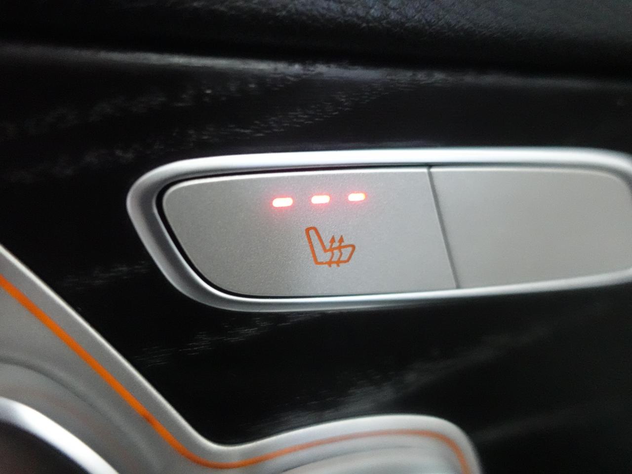 2020 Mercedes-Benz C-Class 4MATIC | Nav | Leather | Pano roof | BSM | CarPlay Photo