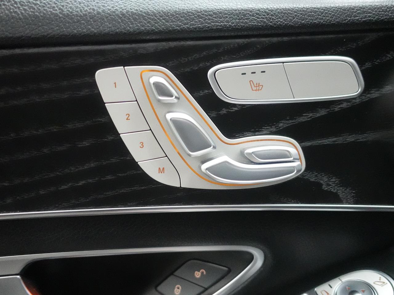 2020 Mercedes-Benz C-Class 4MATIC | Nav | Leather | Pano roof | BSM | CarPlay Photo