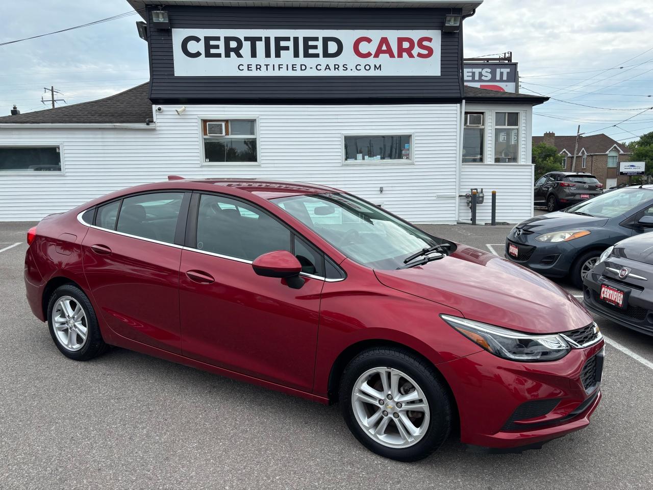 Used 2017 Chevrolet Cruze LT ** HTD SEATS, BACK CAM, CARPLAY ** for sale in St Catharines, ON