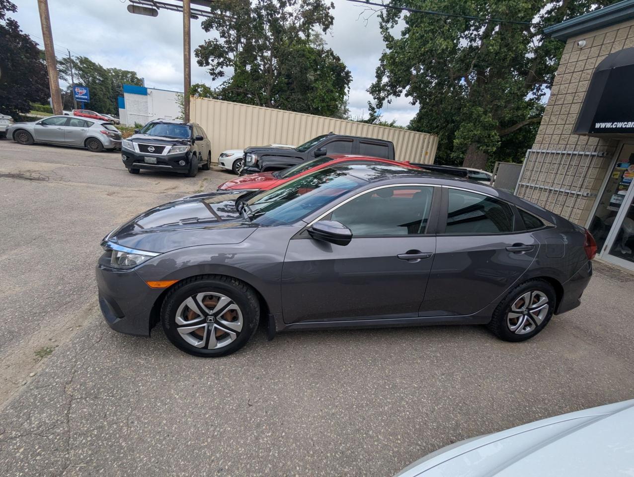 2017 Honda Civic LX Photo3