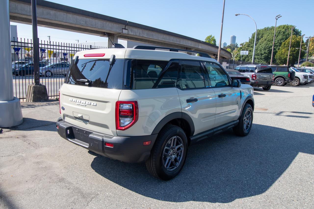 2025 Ford Bronco Sport Big Bend 4x4 Photo4